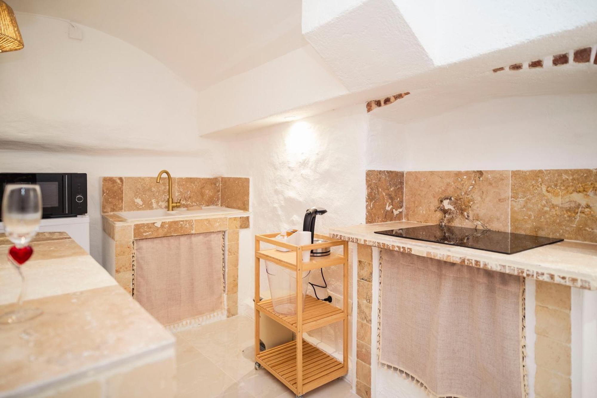 Le Temple D'Aphrodite, Appartement Avec Spa Виен Екстериор снимка