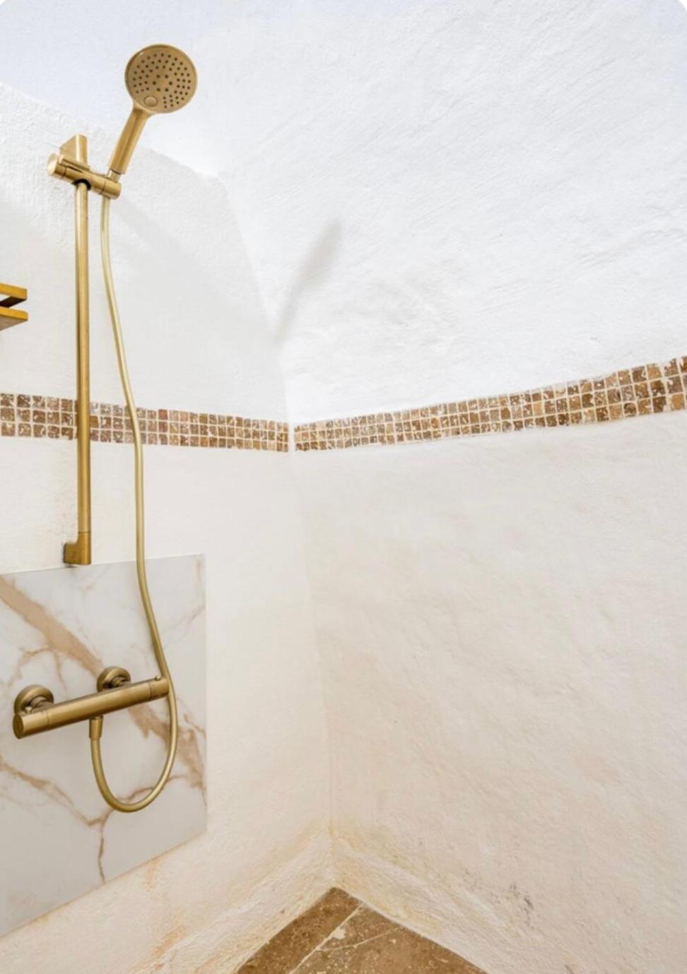 Le Temple D'Aphrodite, Appartement Avec Spa Виен Екстериор снимка